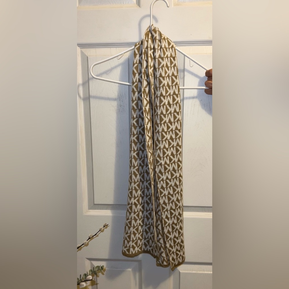 Michael Kors Scarf